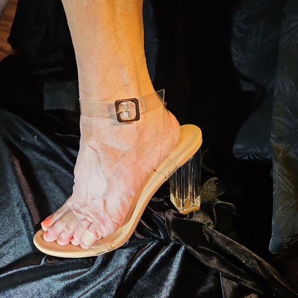 Fashion Nova open toe Transparent Glass Slipper clear strappy heels Size 8.5 - Picture 6 of 7